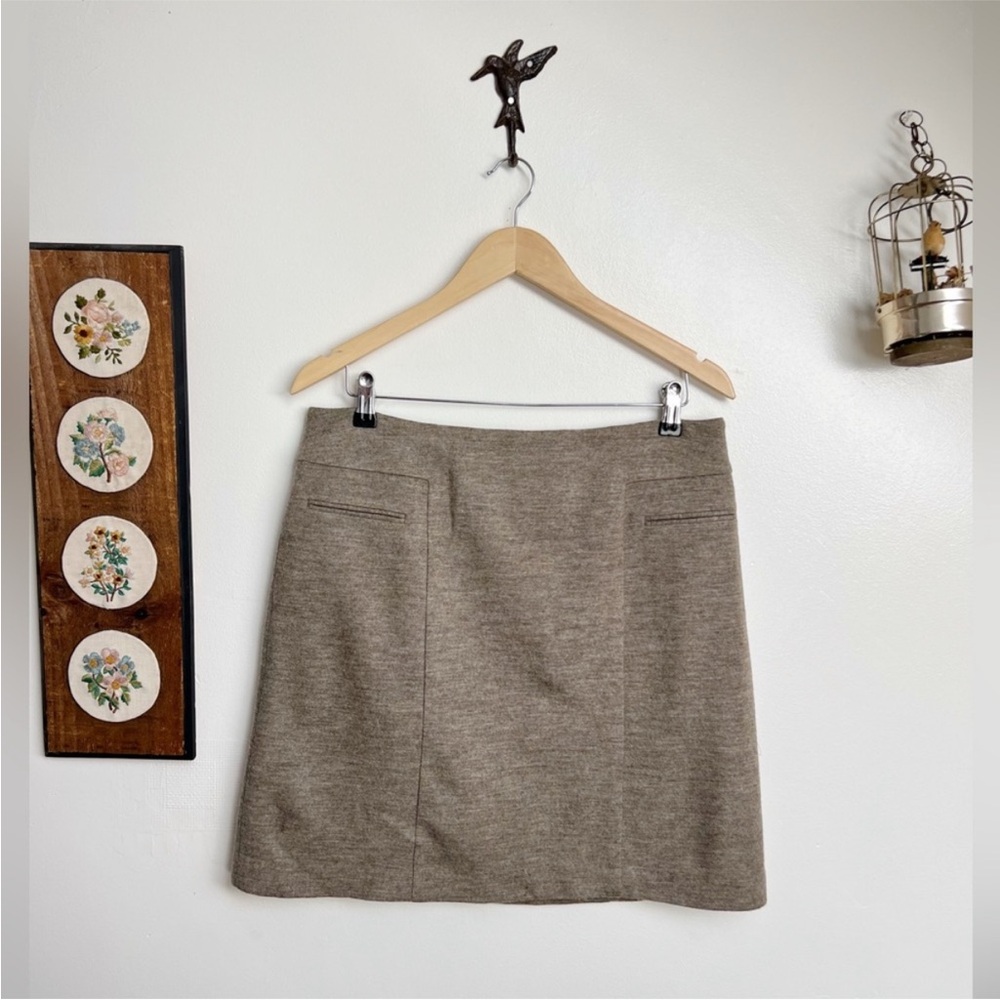 Ann Taylor Wool Knit Knee Length Neutral Tan Skirt size 10